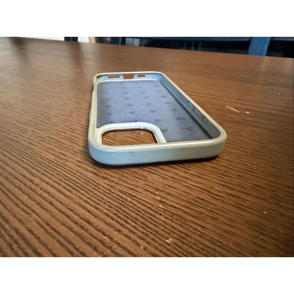 TUMI Aluminum iPhone 16 Pro Max Case - Picture 10 of 11